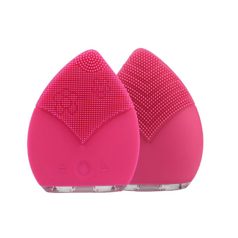Silicone facial cleansing brush