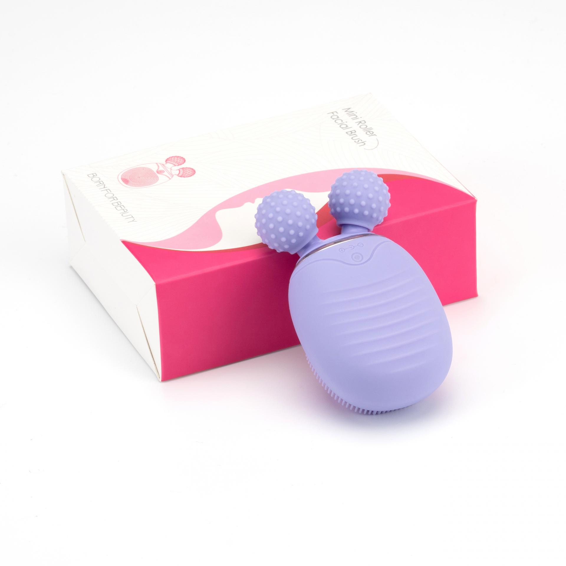 Roller Facial Cleansing Brush
