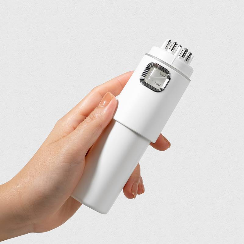 Scalp Oil Applicator